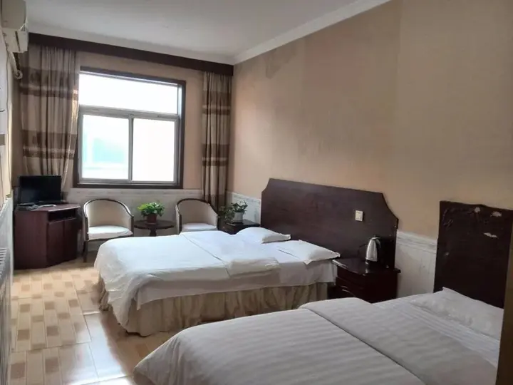 Цзинин: Qufu Lianfang Hotel