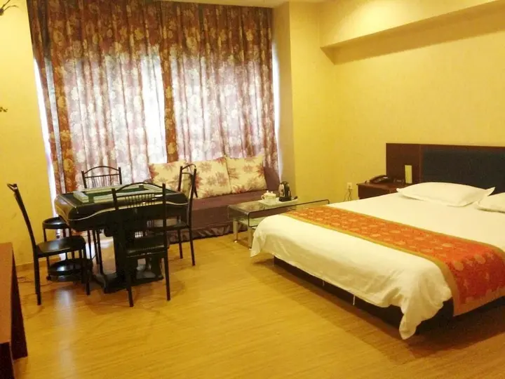 Чунцин: Xingangwan Business Hotel