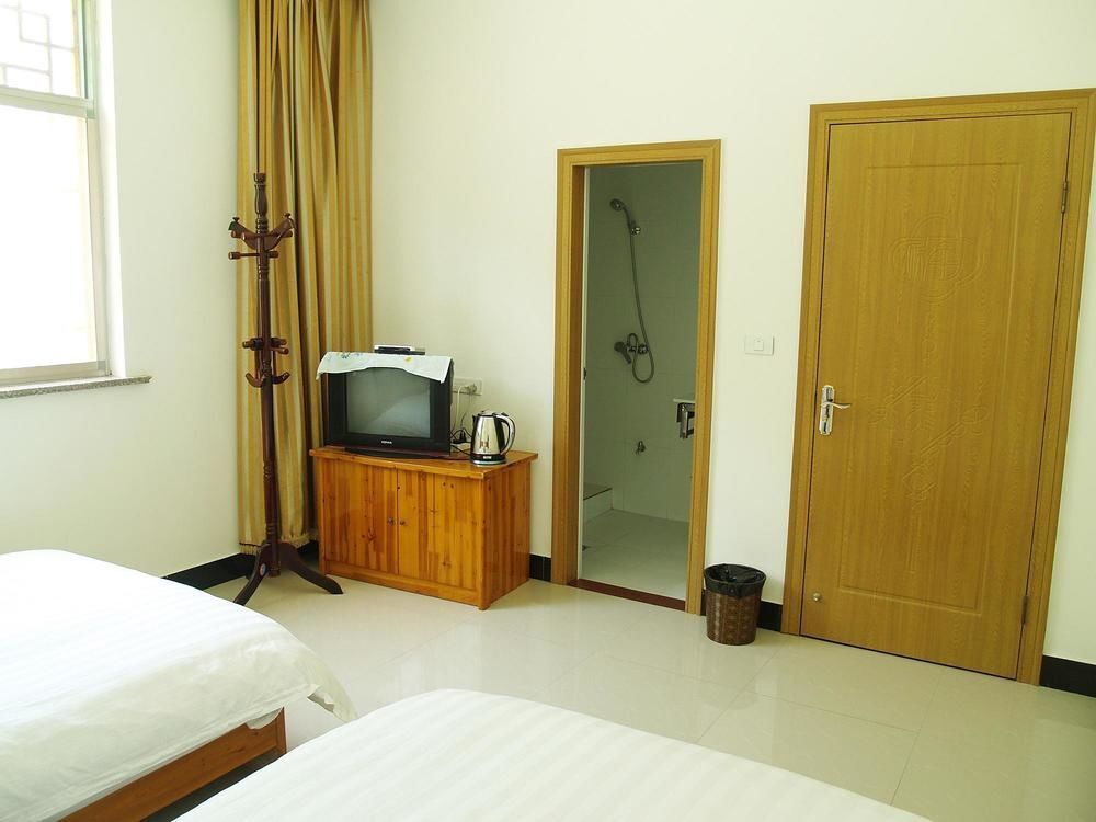 Шанграо: Shanzhiju Hotel