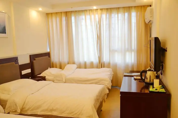 Шанграо: Nvshen Hotel