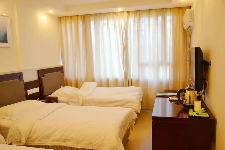 Шанграо: Nvshen Hotel