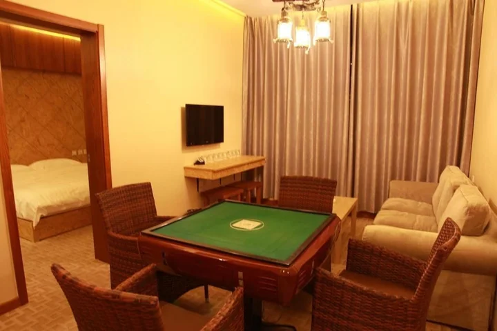 Чэндэ: Chengde No.1 Business Hotel