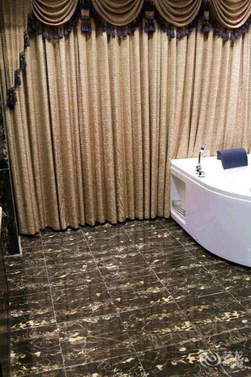 Сичан: Xichang Cloizon Hotel