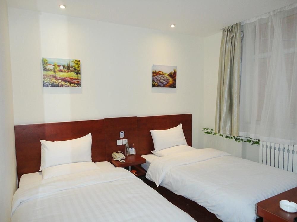 Синин: HanTing Hotel (Xining Daxin Street Night Market Mojia Street)