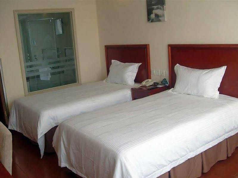 Пекин: Greentree Inn