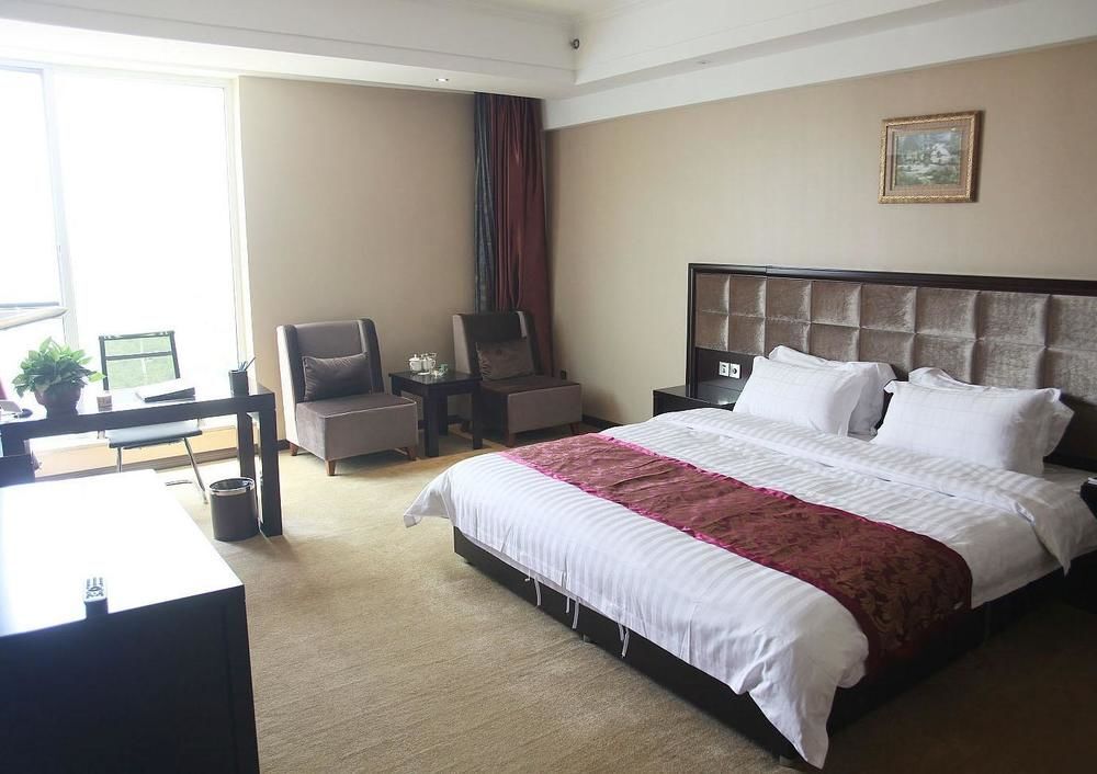 Вэйфан: Weishi International Hotel