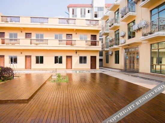 Бэйхай: Yijia Haiqu Hotel Beihai Weizhou Island