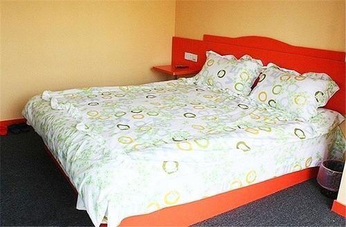 Ухань: Wuhan Jiazhou Lovers' Apartment