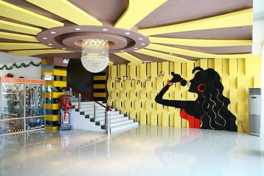Синтай: Xingtai Xinjinshan Hotel
