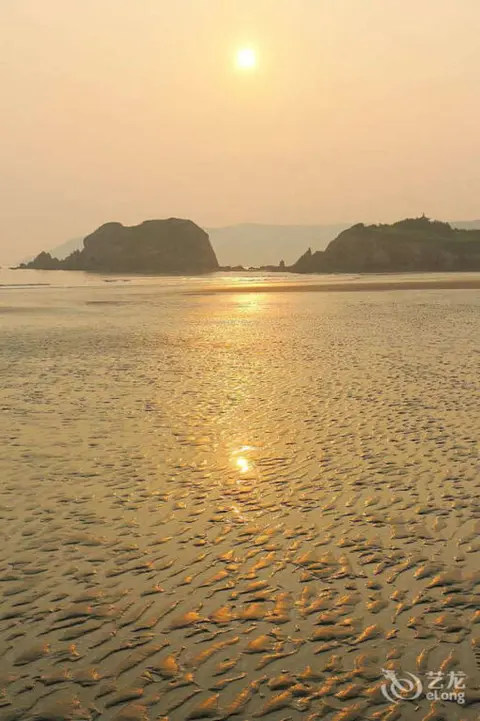 Чжоушань: Feichengwurao Resort