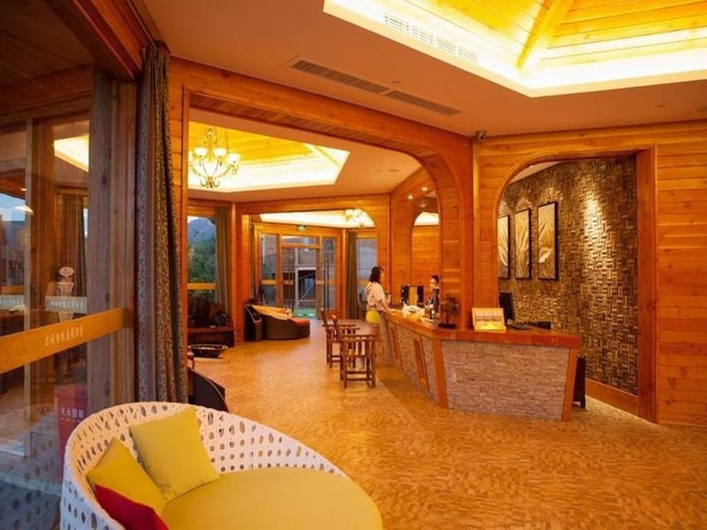 Чжоушань: Feichengwurao Resort