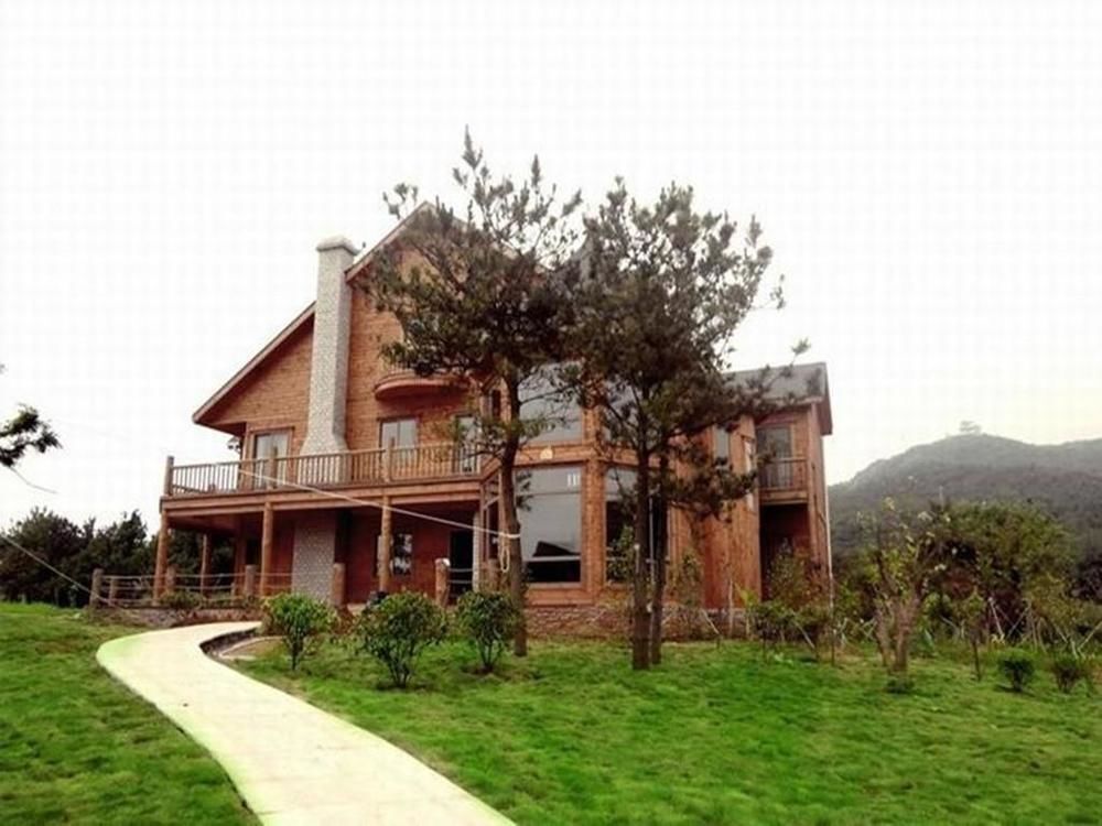 Чжоушань: Feichengwurao Resort