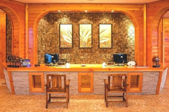 Чжоушань: Feichengwurao Resort