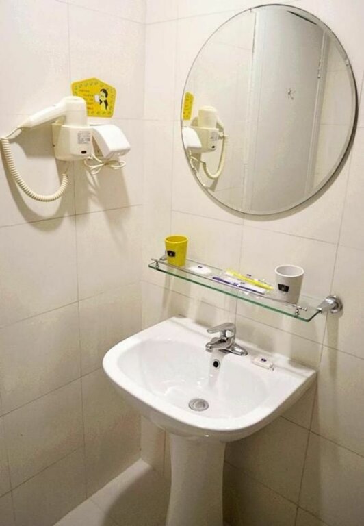 Аньцин: Home Inns Hotel