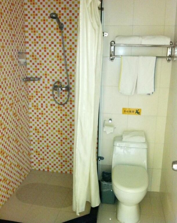 Аньцин: Home Inns Hotel