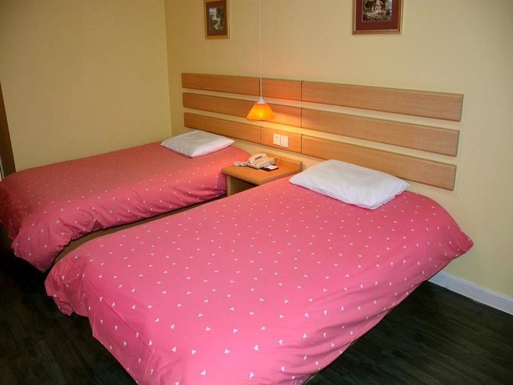 Линьи: Home Inn Hotel - Yinqueshan Park