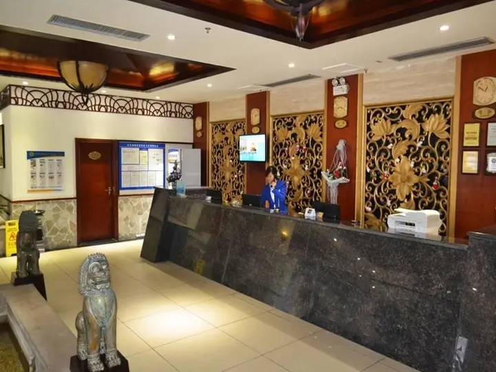 Наньнин: Yeste Hotel Nanning Jinhu Square