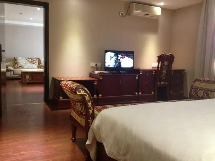 Наньнин: Yeste Hotel Nanning Jinhu Square