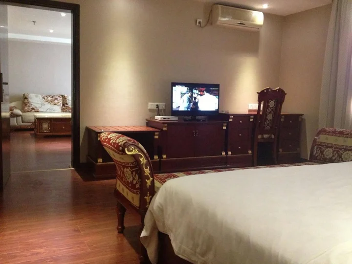 Наньнин: Yeste Hotel Nanning Jinhu Square