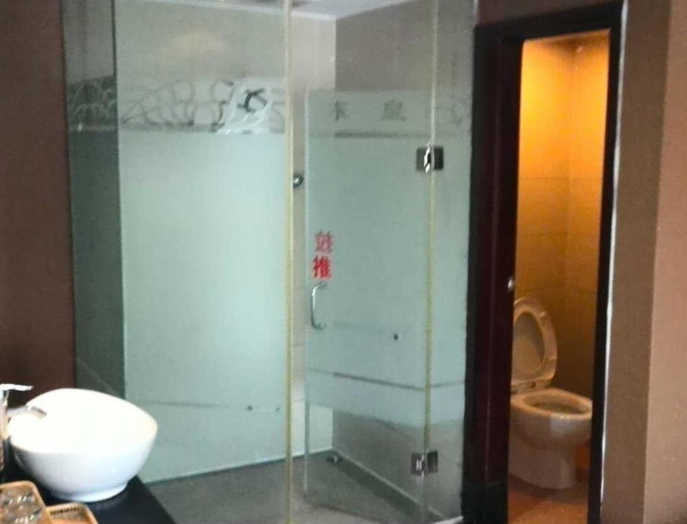 Наньнин: Yeste Hotel Nanning Jinhu Square
