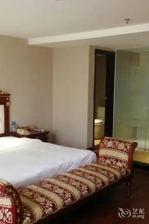 Наньнин: Yeste Hotel Nanning Jinhu Square