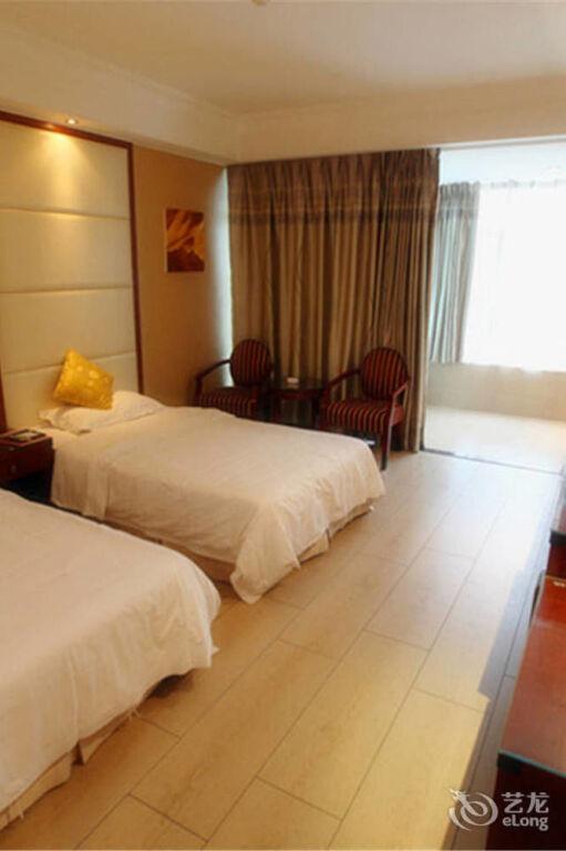 Ухань: Wuhan Sunshine 128 Hotel