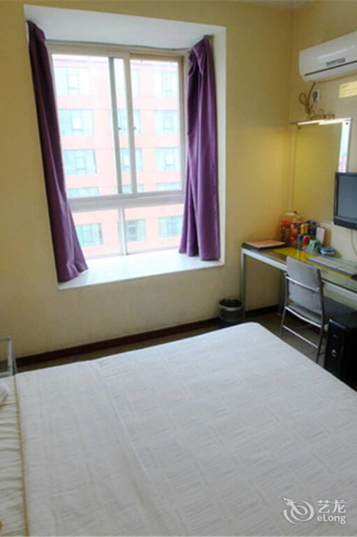 Ухань: Wuhan Sunshine 128 Hotel