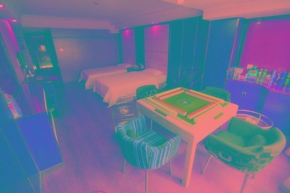 Ухань: Wuhan Sunshine 128 Hotel