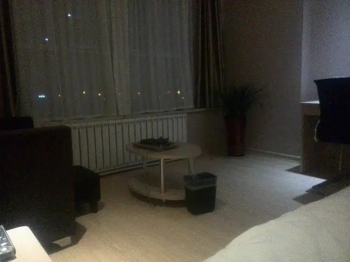Линьи: Super 8 Hotel