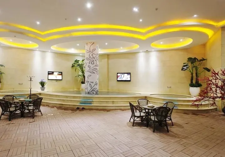 Шаоксинг: Heroicness Intercontinental Hotel