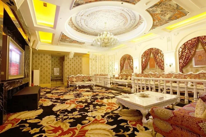 Шаоксинг: Heroicness Intercontinental Hotel