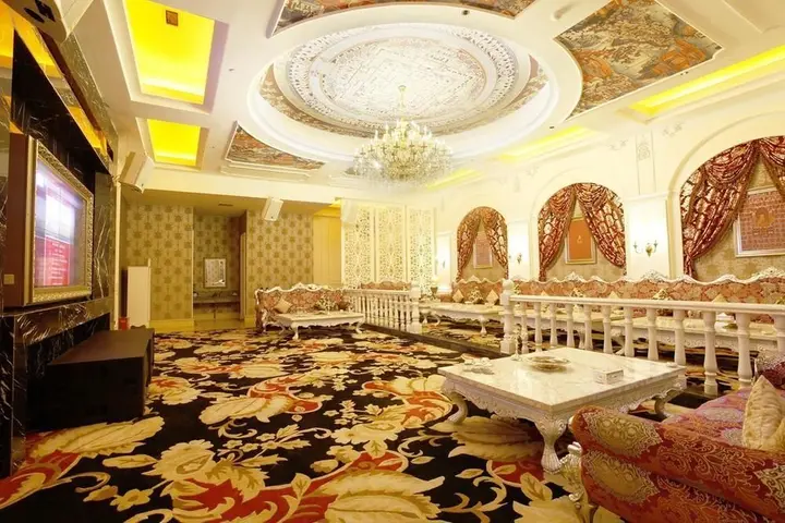 Шаоксинг: Heroicness Intercontinental Hotel