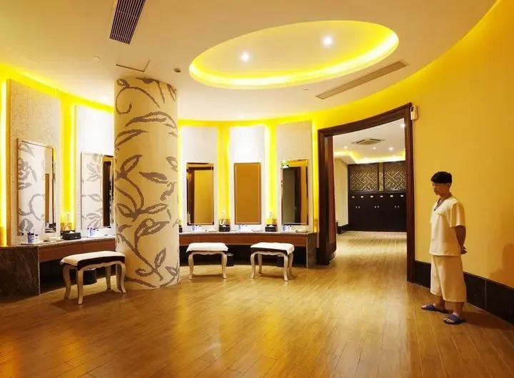 Шаоксинг: Heroicness Intercontinental Hotel