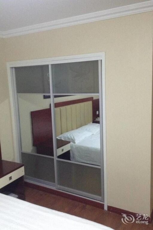Яньчэн: Xianggeli Hotel - Yancheng