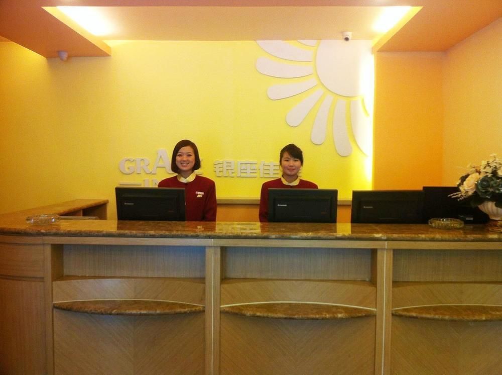 carousel image 0