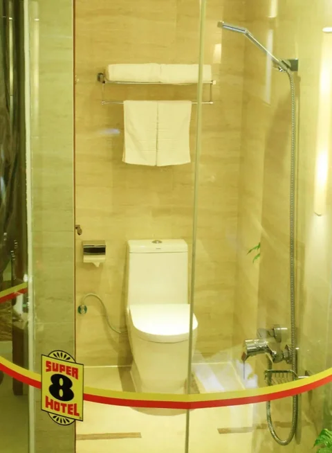 Фуян: Super 8 Hotel
