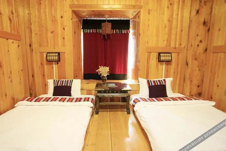 Шангри-Ла: Shangri-la Zhengyi Homestay