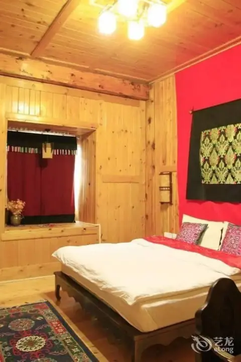 Шангри-Ла: Shangri-la Zhengyi Homestay