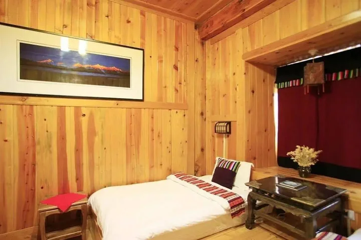 Шангри-Ла: Shangri-la Zhengyi Homestay