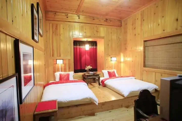 Шангри-Ла: Shangri-la Zhengyi Homestay