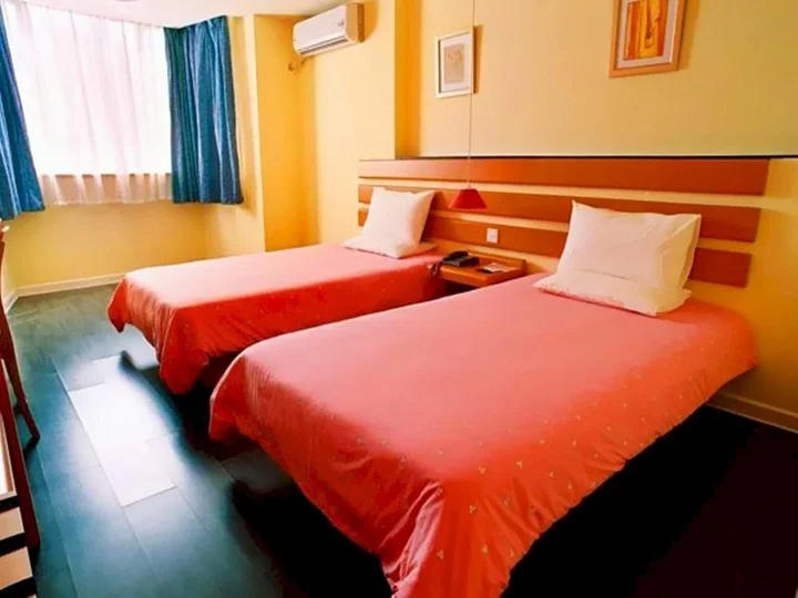 Бинжоу: Home Inn Hotel