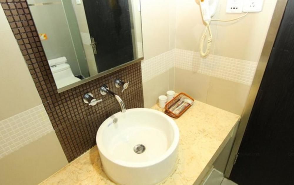 Ухань: Motel 168 Wangjiadun - Wuhan