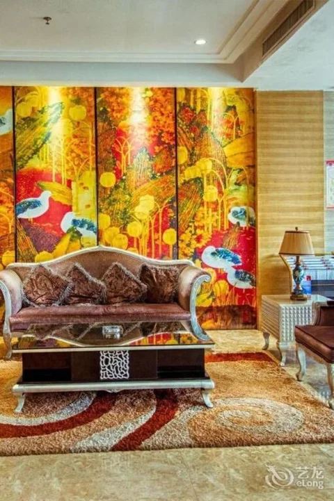 Пуян: Biway Mansion Hotel (Puyang Jingkai Avenue Stadium Branch)