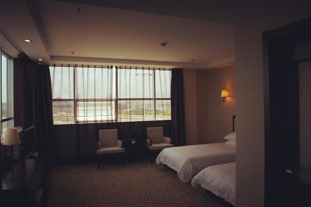 Жичжао: Jinhua Yijing Hotel