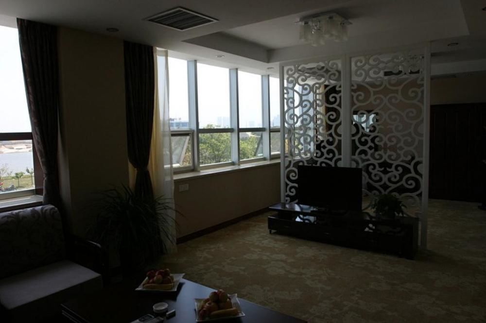 Жичжао: Jinhua Yijing Hotel