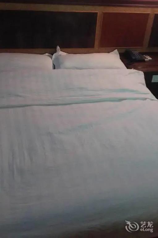 Гуйлинь: Ping'an Business Hotel