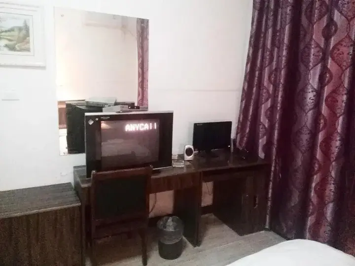 Гуйлинь: Ping'an Business Hotel