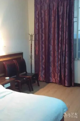 Гуйлинь: Ping'an Business Hotel