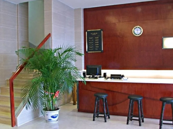 Бэйхай: Beihai Old Street Zhuhailou Inn
