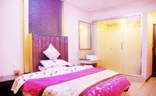 Ухань: Ruibin Business Hotel - Wuhan